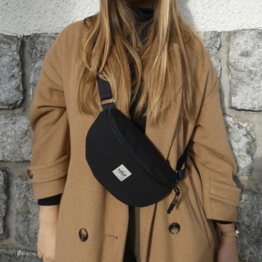 2100002095153 (1) Riñonera impermeable negra – Lol 1