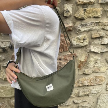 2100002095412 (1) Bolso Moon verde softshell bando 1