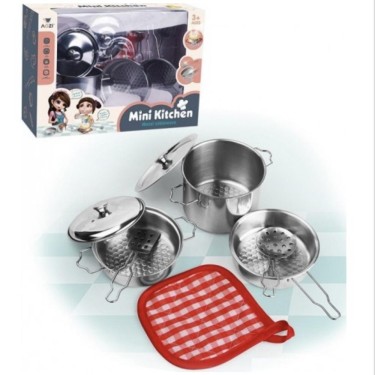 2209840221127 Set de cocina con cazuelas metálicas 1