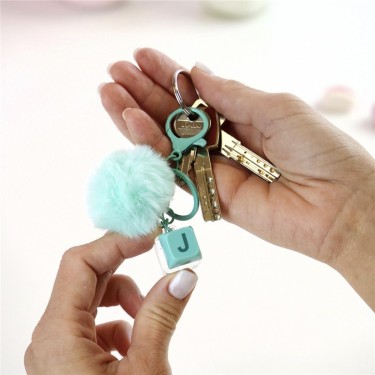 8435458181926 Llavero pompón menta tecla letra J – 1