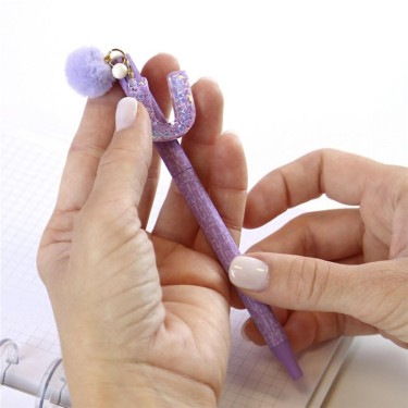 8435458184187 Bolígrafo lila letra U con pompón –  1